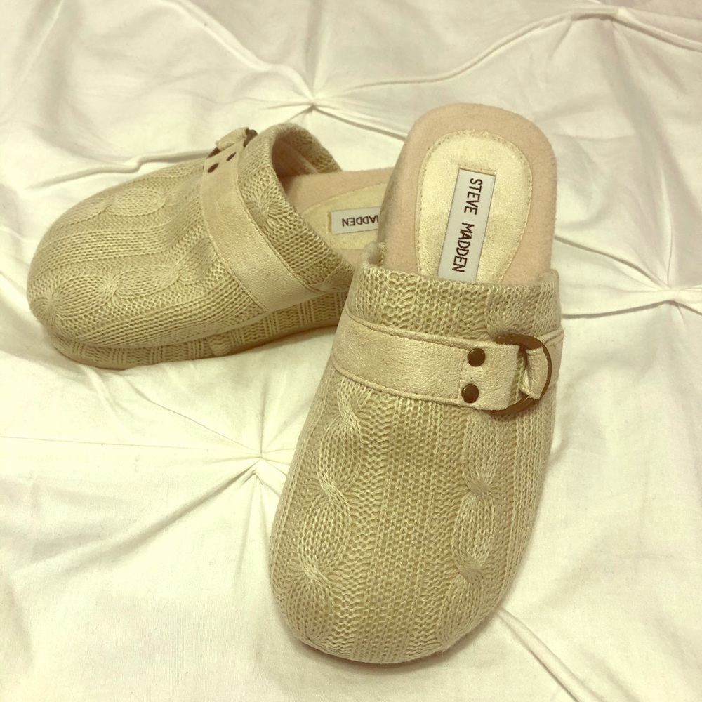 Steve Madden Sweater Clogs, size 7